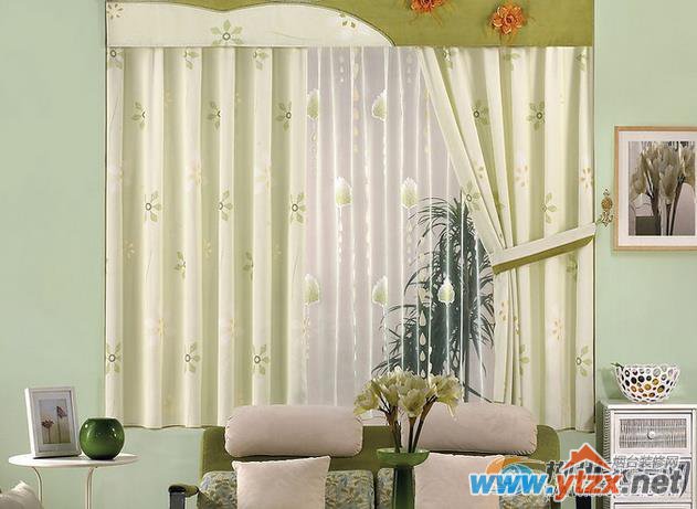 红色窗帘<a href='http://www.ytzx.net/category/list-32.html' target='_blank'><u>风水</u></a>知识解析