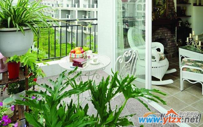 阳台的<a href='http://www.ytzx.net/category/list-32.html' target='_blank'><u>风水</u></a>布局有哪些讲究