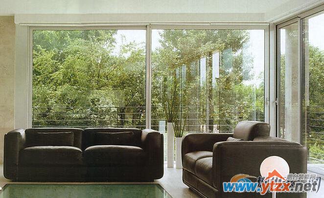 玻璃有玄光 装饰家居需要考虑<a href='http://www.ytzx.net/category/list-32.html' target='_blank'><u>风水</u></a>问题