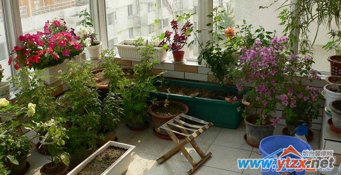 阳台<a href='http://www.ytzx.net/zhaobiao' target='_blank'><u>装修</u></a><a href='http://www.ytzx.net/category/list-32.html' target='_blank'><u>风水</u></a>