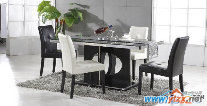 餐厅<a href='http://www.ytzx.net/category/list-32.html' target='_blank'><u>风水</u></a>很重要 你了解餐桌<a href='http://www.ytzx.net/category/list-32.html' target='_blank'><u>风水</u></a>禁忌吗？