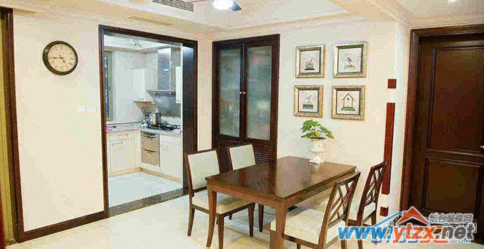 餐厅挂钟<a href='http://www.ytzx.net/category/list-32.html' target='_blank'><u>风水</u></a>各个方位详细的解析