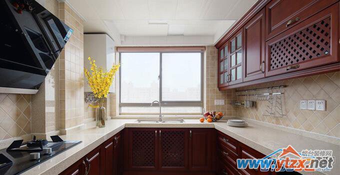 厨房<a href='http://www.ytzx.net/zhaobiao' target='_blank'><u>装修</u></a><a href='http://www.ytzx.net/category/list-32.html' target='_blank'><u>风水</u></a>知多少？